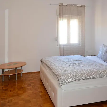 Stunning In Senj With Wifi Apartment